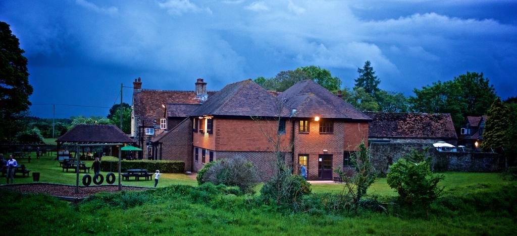 Hotel Dog House By Chef & Brewer Collection Abingdon-on-Thames Esterno foto