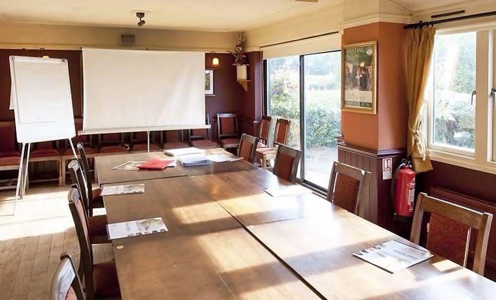 Hotel Dog House By Chef & Brewer Collection Abingdon-on-Thames Esterno foto